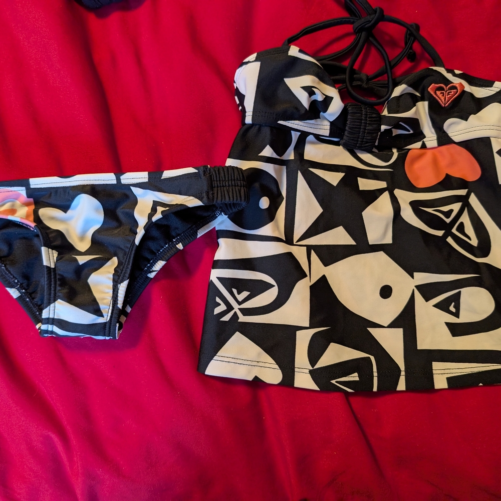 Roxy Black and White Geometric Bikini Set